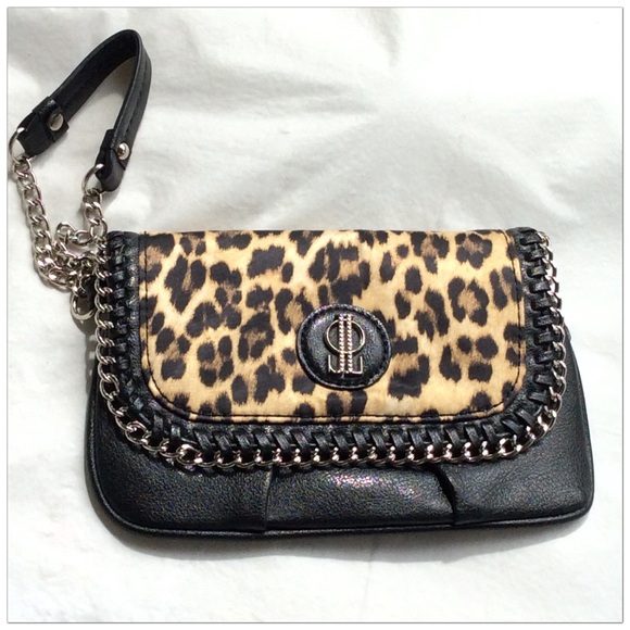Jennifer Lopez Handbags - Jennifer Lopez Black Leopard Print Wristlet